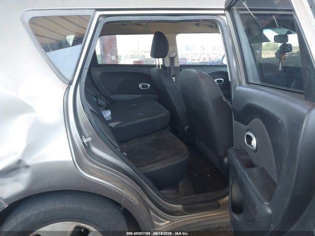 KIA Soul 2016 KNDJN2A2XG7357432 Image 8