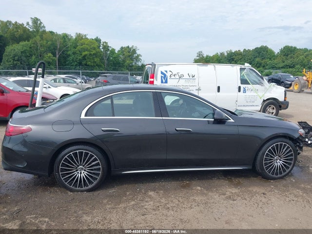 2024 Mercedes-benz E 350 მანქანა იყიდება აუქციონზე, vin: W1KLF4HB0RA021338, აუქციონის ნომერი: 45381192