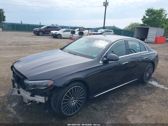 2024 Mercedes-benz E 350 მანქანა იყიდება აუქციონზე, vin: W1KLF4HB0RA021338, აუქციონის ნომერი: 45381192