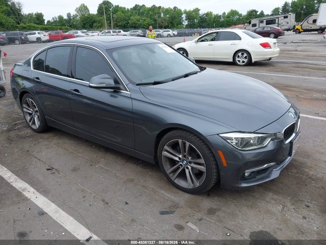 2017 Bmw 330i მანქანა იყიდება აუქციონზე, vin: WBA8B9G54HNU51656, აუქციონის ნომერი: 45381327