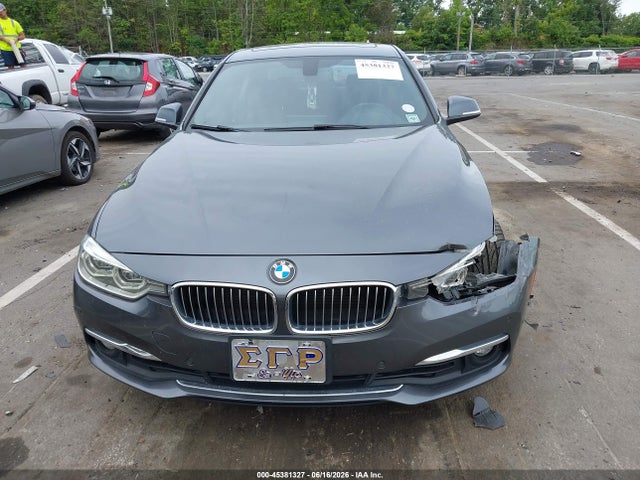 2017 Bmw 330i მანქანა იყიდება აუქციონზე, vin: WBA8B9G54HNU51656, აუქციონის ნომერი: 45381327
