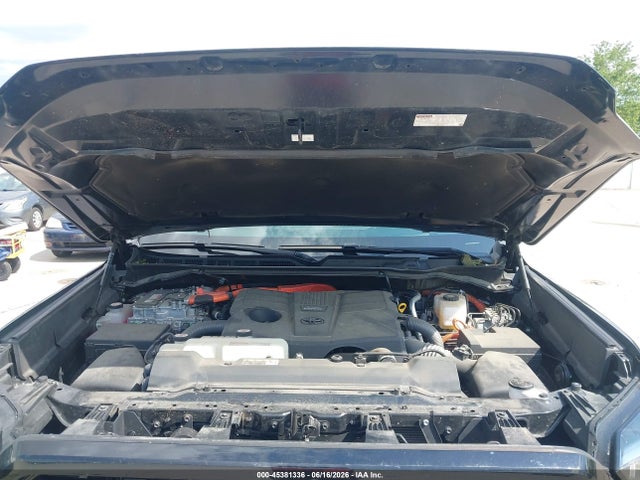 5TFVC5DB6NX005479 Toyota Tundra Hybrid Capstone