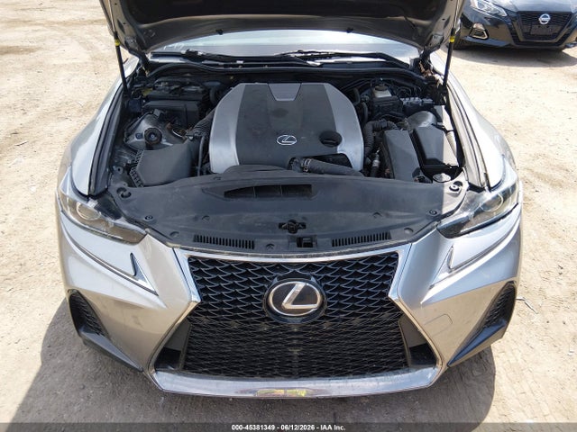 Lexus IS 300 2017 JTHCM1D2XH5023012 Image 10