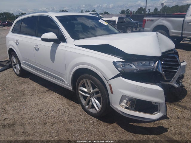 Продажа на аукционе авто 2018 Audi Q7 3.0t Premium, vin: WA1VAAF72JD020249, номер лота: 45381357