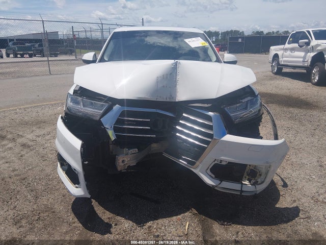 Продаж на аукціоні авто 2018 Audi Q7 3.0t Premium, vin: WA1VAAF72JD020249, номер лоту: 45381357