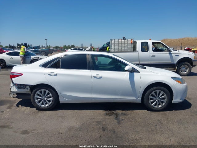 Toyota CAMRY LE 2017 4T1BF1FKXHU320643 Image 13