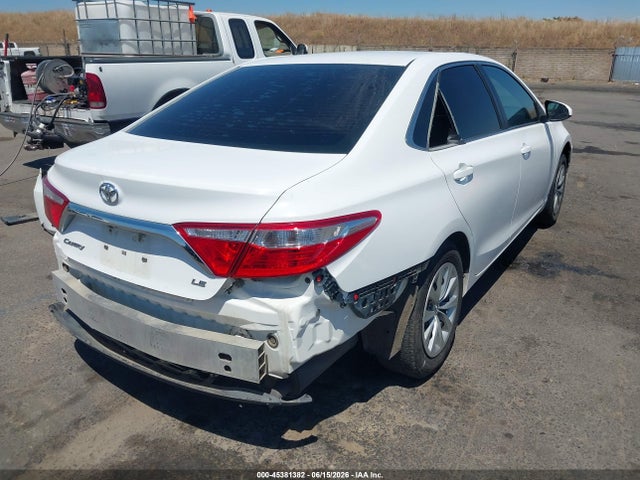 Toyota CAMRY LE 2017 4T1BF1FKXHU320643 Image 4