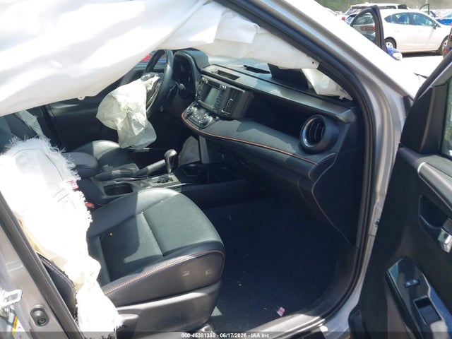 Toyota RAV4 SE 2016 2T3JFREV5GW500642 Image 5