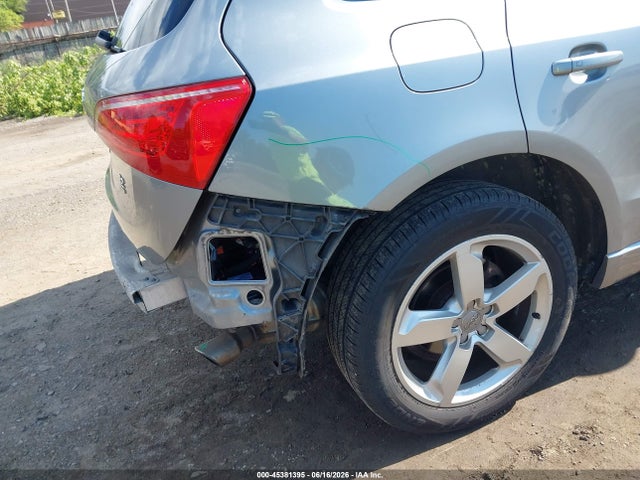 2010 Audi Q5 3.2 Premium მანქანა იყიდება აუქციონზე, vin: WA1LKAFP1AA085356, აუქციონის ნომერი: 45381395