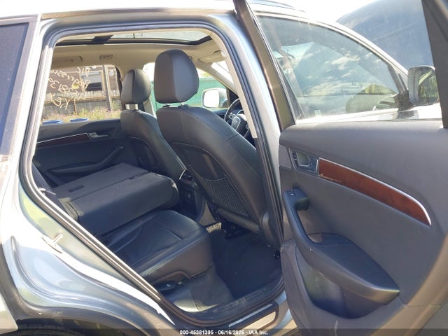 2010 Audi Q5 3.2 Premium მანქანა იყიდება აუქციონზე, vin: WA1LKAFP1AA085356, აუქციონის ნომერი: 45381395