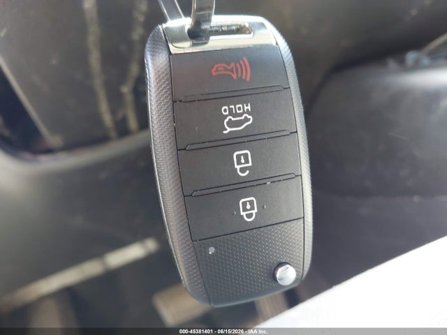 Продажа на аукционе авто 2016 Kia Soul, vin: KNDJN2A2XG7301104, номер лота: 45381401