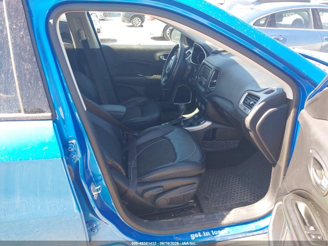 Продажа на аукционе авто 2018 Jeep Compass Latitude 4x4, vin: 3C4NJDBB4JT144275, номер лота: 45381432