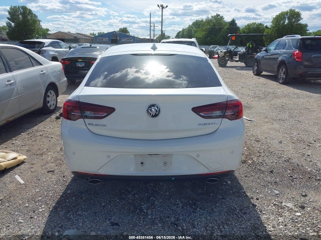 2018 Buick Regal Sportback Essence მანქანა იყიდება აუქციონზე, vin: W04GP6SX5J1065780, აუქციონის ნომერი: 45381456