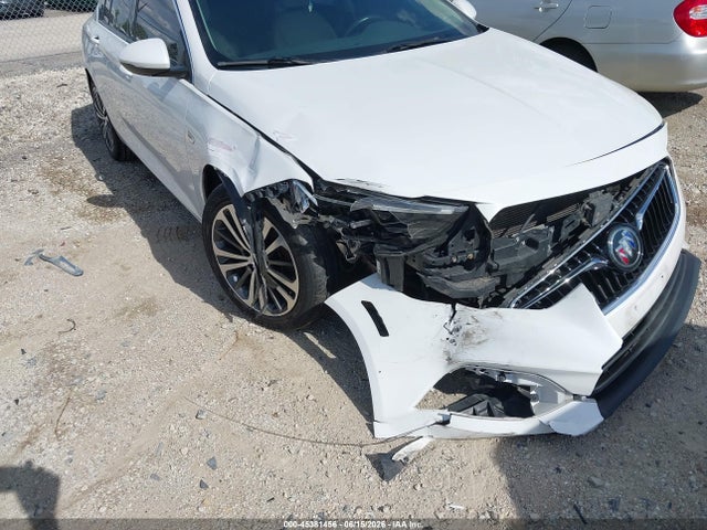 2018 Buick Regal Sportback Essence მანქანა იყიდება აუქციონზე, vin: W04GP6SX5J1065780, აუქციონის ნომერი: 45381456