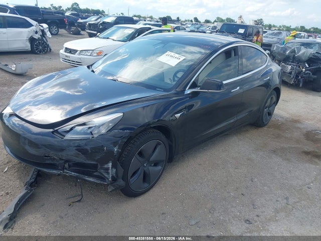 45381558 :رقم المزاد ، 5YJ3E1EA4KF317855 vin ، 2019 Tesla Model 3 Long Range/mid Range/standard Range/standard Range Plus مزاد بيع