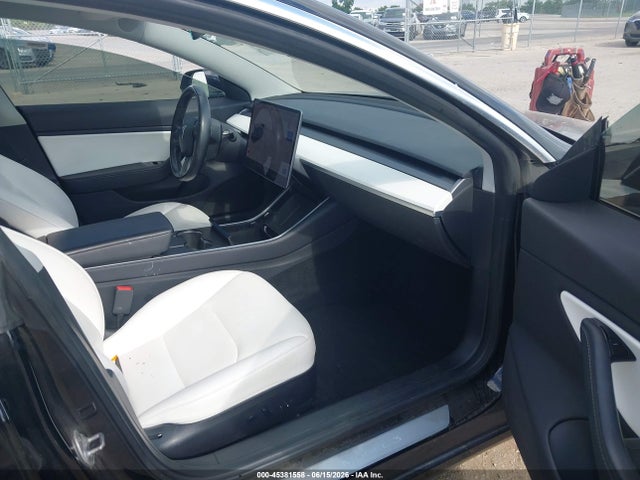 45381558 :رقم المزاد ، 5YJ3E1EA4KF317855 vin ، 2019 Tesla Model 3 Long Range/mid Range/standard Range/standard Range Plus مزاد بيع