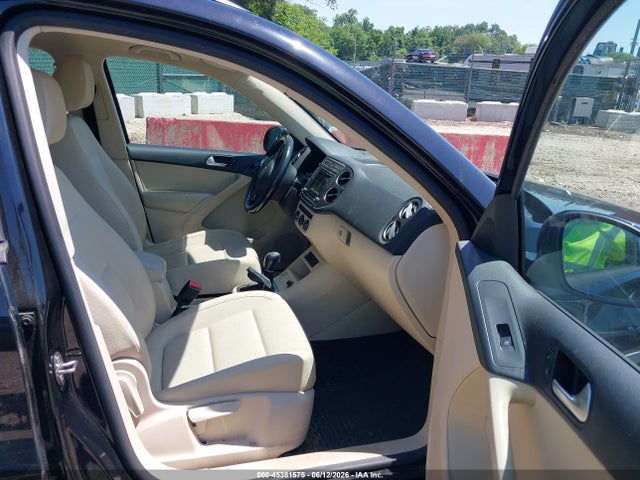 Aukcja sprzedaży 2016 Volkswagen Tiguan S, vin: WVGAV7AX9GW604806, numer aukcji: 45381575