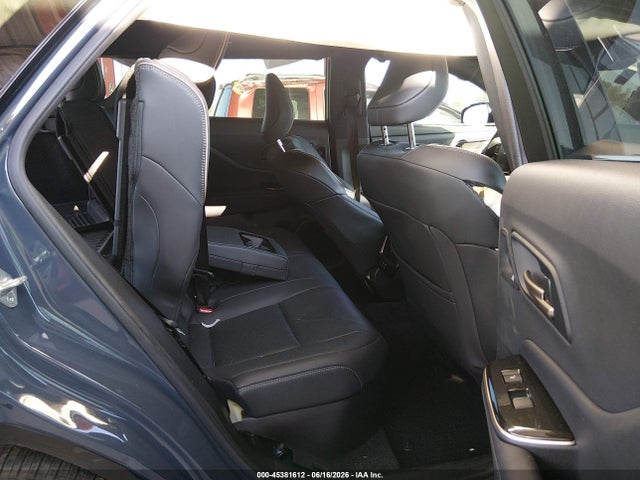 45381612 :رقم المزاد ، JTDACAAJ6S3013765 vin ، 2025 Toyota Crown Signia Limited مزاد بيع