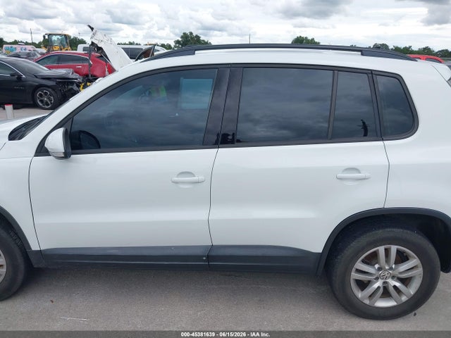 Aukcja sprzedaży 2015 Volkswagen Tiguan S, vin: WVGBV7AX4FW585617, numer aukcji: 45381639
