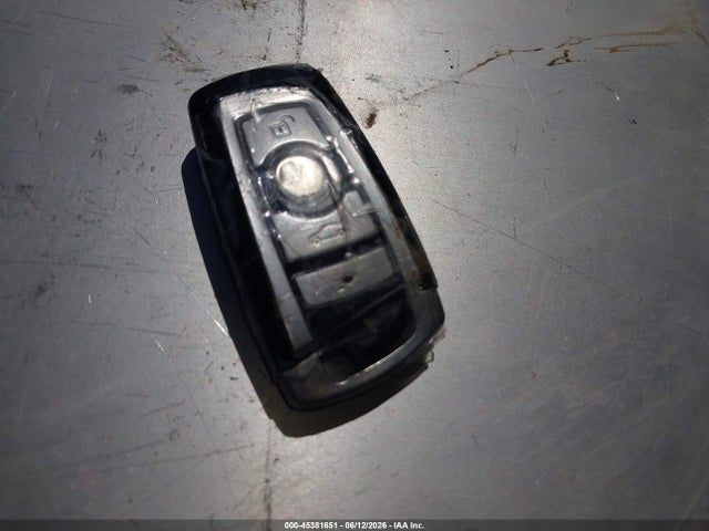 2012 Bmw 740li მანქანა იყიდება აუქციონზე, vin: WBAKB4C51CC576021, აუქციონის ნომერი: 45381651