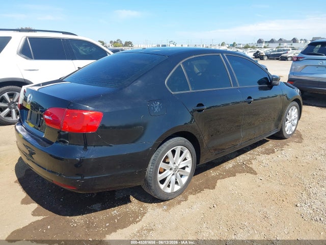 2012 Volkswagen Jetta 2.0l S მანქანა იყიდება აუქციონზე, vin: 3VW2K7AJ2CM397793, აუქციონის ნომერი: 45381658