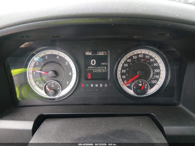 3C6JR6DG6KG502845 RAM 1500 Classic Tradesman 4x2 8&#039; Box