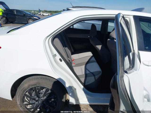 Toyota COROLLA LE 2017 5YFBURHE5HP624718 Image 8