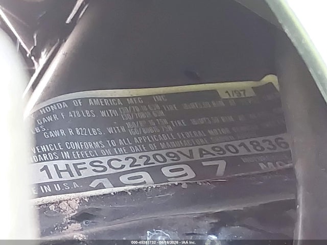 45381732 :رقم المزاد ، 1HFSC2209VA901836 vin ، 1997 Honda Gl1500 A/2 مزاد بيع