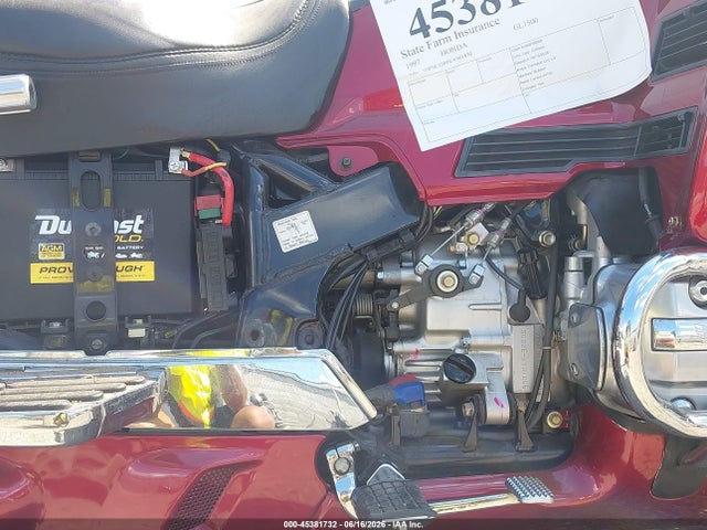45381732 :رقم المزاد ، 1HFSC2209VA901836 vin ، 1997 Honda Gl1500 A/2 مزاد بيع