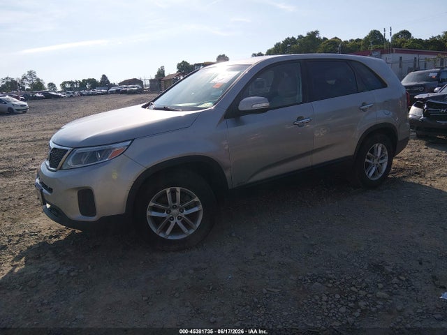 45381735 :رقم المزاد ، 5XYKTCA65FG641524 vin ، 2015 Kia Sorento Lx مزاد بيع