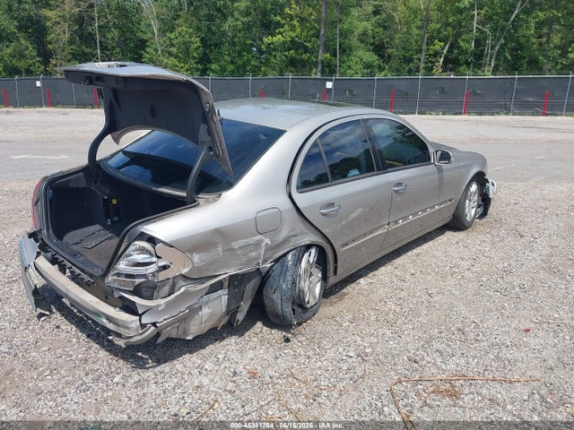45381764 :رقم المزاد ، WDBUF65J75A611230 vin ، 2005 Mercedes-benz E 320 مزاد بيع
