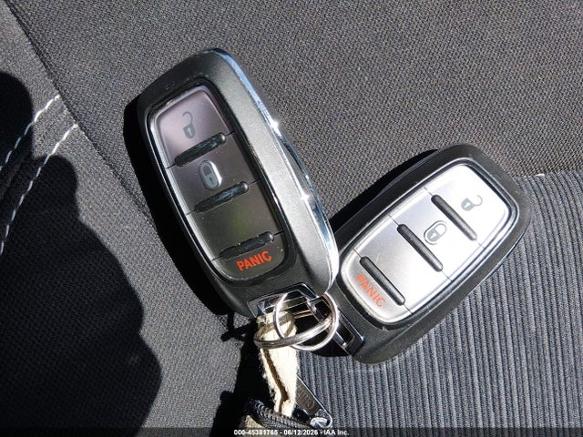Chrysler Voyager L 2021 2C4RC1AG7MR558438 Image 11