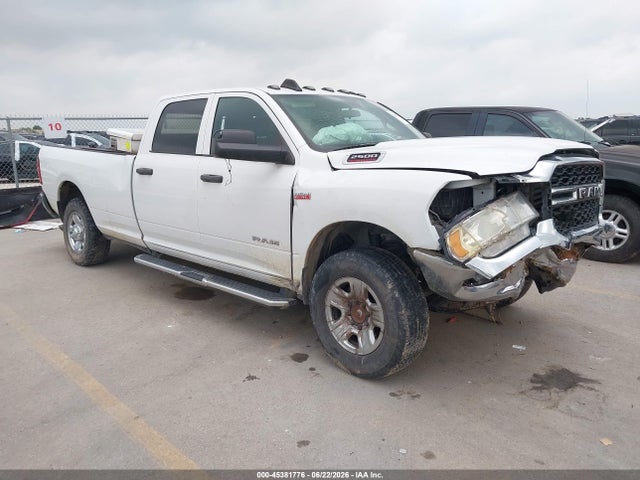 Auction sale of the 2021 Ram 2500 Tradesman  4x4 8' Box, vin: 3C6UR5HJ3MG633036, lot number: 45381776