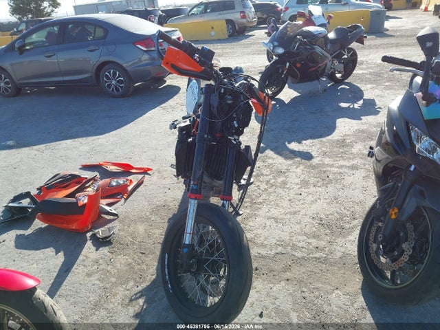 KTM 690 Smc R 2024 VBKLSV401RM766788 Image 5