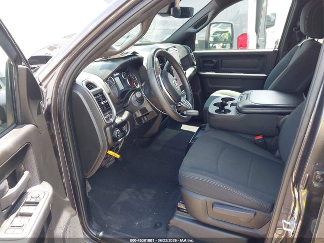 45381801 :رقم المزاد ، 3C63RRGL4SG509604 vin ، 2025 Ram 3500 Tradesman  4x4 8' Box مزاد بيع