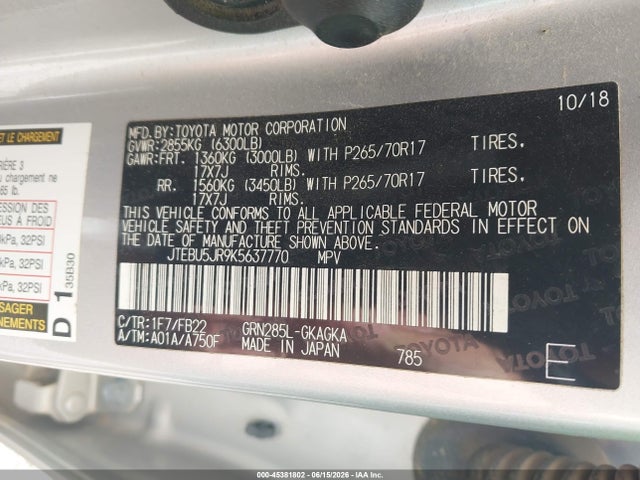 Toyota 4RUNNER SR5 2019 JTEBU5JR9K5637770 Image 9