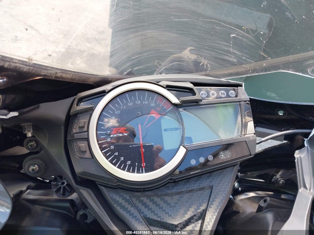 45381863 :رقم المزاد ، JS1GN7FA1S7100671 vin ، 2025 Suzuki Gsx-r600 مزاد بيع