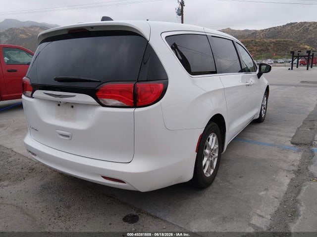 Chrysler Voyager Lx 2022 2C4RC1CG2NR127875 Image 4
