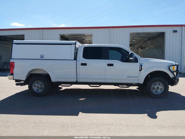 1FT8W3BT9HEF23087 Ford F-350 Xl