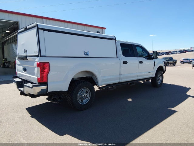 1FT8W3BT9HEF23087 Ford F-350 Xl