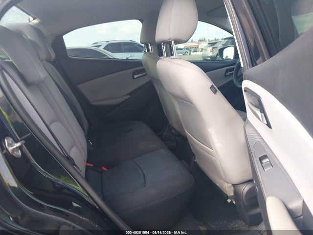 2019 Toyota Yaris L მანქანა იყიდება აუქციონზე, vin: 3MYDLBYV0KY514073, აუქციონის ნომერი: 45381904