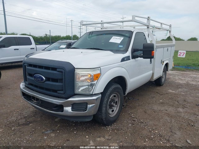 Ford F-250 Xl 2014 1FTBF2A61EEB11558 Image 2