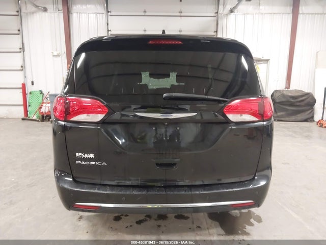 Продажа на аукционе авто 2017 Chrysler Pacifica Touring-l, vin: 2C4RC1BG5HR759310, номер лота: 45381943