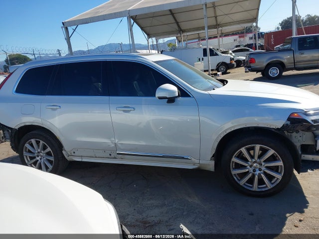 2016 Volvo Xc90 T6 Inscription მანქანა იყიდება აუქციონზე, vin: YV4A22PLXG1020736, აუქციონის ნომერი: 45382003