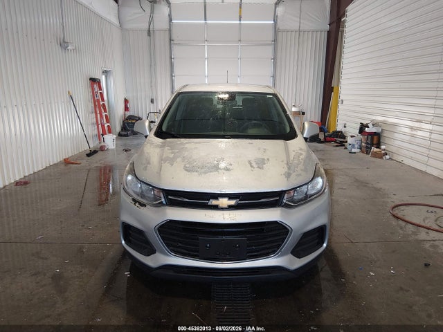 3GNCJNSB7HL252890 Chevrolet TRAX LS