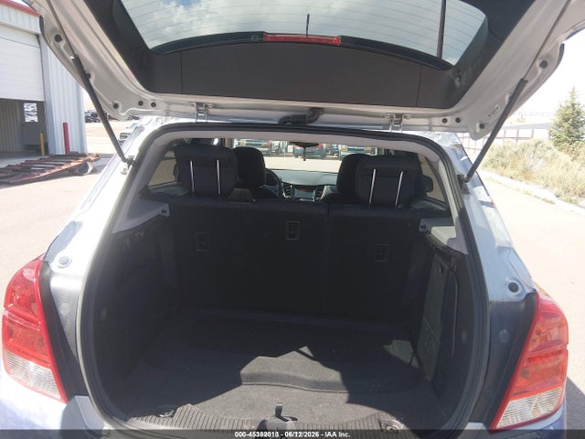 3GNCJNSB7HL252890 Chevrolet TRAX LS
