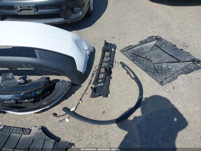 2026 Tesla Model Y Premium Rear-wheel Drive/rear-wheel Drive მანქანა იყიდება აუქციონზე, vin: 7SAYGDED1TA597862, აუქციონის ნომერი: 45382033