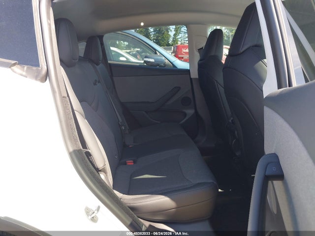 2026 Tesla Model Y Premium Rear-wheel Drive/rear-wheel Drive მანქანა იყიდება აუქციონზე, vin: 7SAYGDED1TA597862, აუქციონის ნომერი: 45382033