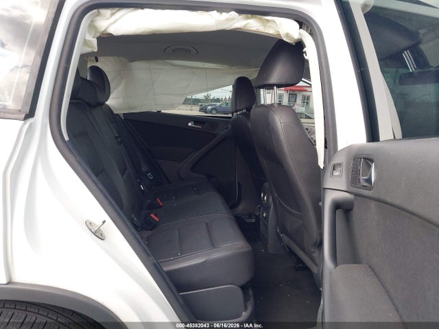 Продаж на аукціоні авто 2017 Volkswagen Tiguan, vin: WVGAV7AX5HK043769, номер лоту: 45382043