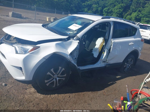 2018 Toyota Rav4 Le მანქანა იყიდება აუქციონზე, vin: JTMBFREV5JJ746164, აუქციონის ნომერი: 45382074